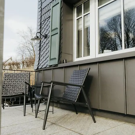 Familienurlaub Pur Iii Und Jugendliche Bis 17 Frei Iii Hund Willkommen Iii Sauna Im Haus Iii Direkt Vor Der Tuer Iii Nah An Winterberg Fuer Wandern Und Abenteuer 公寓