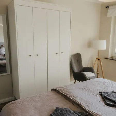 شقة Familienurlaub Pur Iii Und Jugendliche Bis 17 Frei Iii Hund Willkommen Iii Sauna Im Haus Iii Direkt Vor Der Tuer Iii Nah An Winterberg Fuer Wandern Und Abenteuer