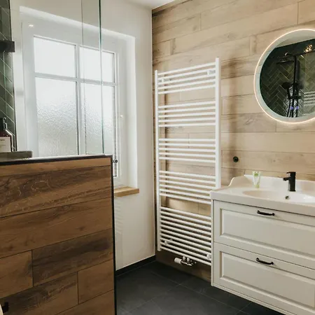 Familienurlaub Pur Iii Und Jugendliche Bis 17 Frei Iii Hund Willkommen Iii Sauna Im Haus Iii Direkt Vor Der Tuer Iii Nah An Winterberg Fuer Wandern Und Abenteuer شقة